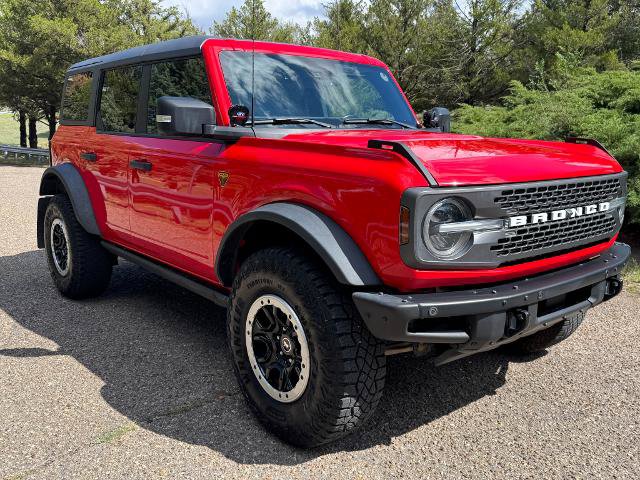 Certified 2022 Ford Bronco Badlands AWD/4WD image 3