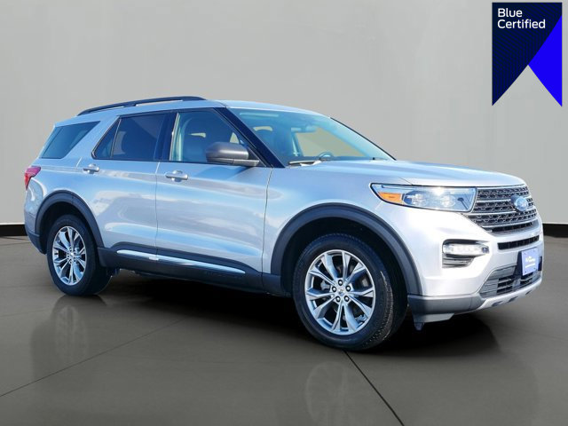 Certified 2022 Ford Explorer XLT w/ Equipment Group 202A image 1