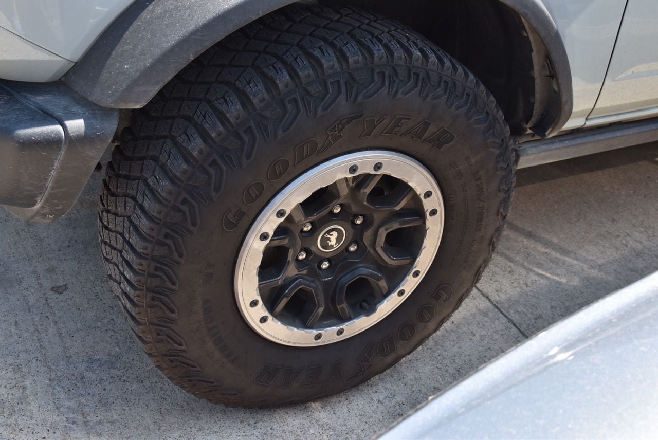 Certified 2023 Ford Bronco Badlands w/ Sasquatch Package AWD/4WD image 11