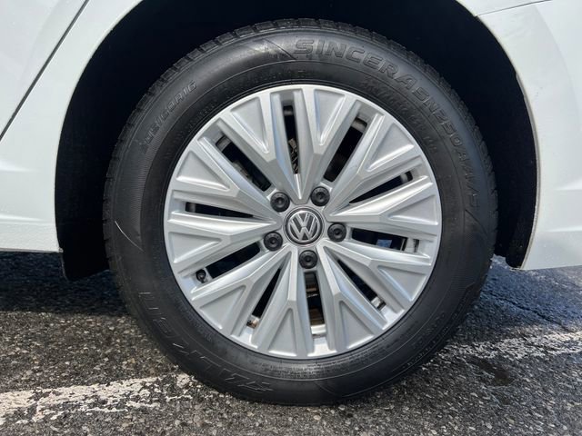 Used 2019 Volkswagen Jetta S w/ Driver Assistance Package image 15