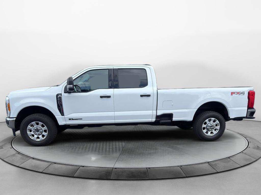 Certified 2023 Ford F350 XLT w/ FX4 Off-Road Package AWD/4WD image 3