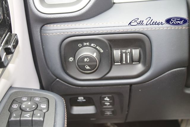 Used 2025 RAM 1500 Tungsten w/ Towing Technology Group AWD/4WD image 22