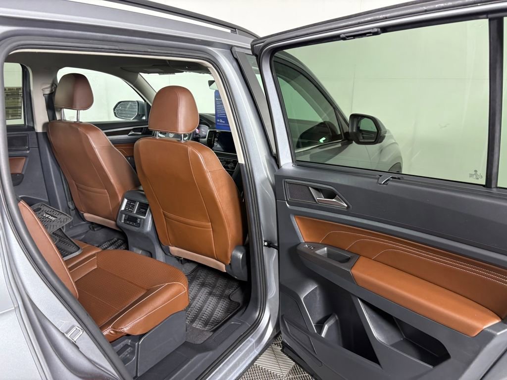 Used 2023 Volkswagen Atlas SE image 37