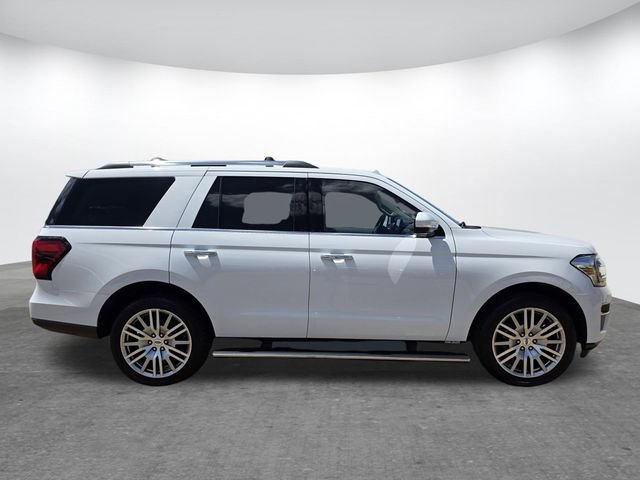 Certified 2024 Ford Expedition Limited AWD/4WD image 3