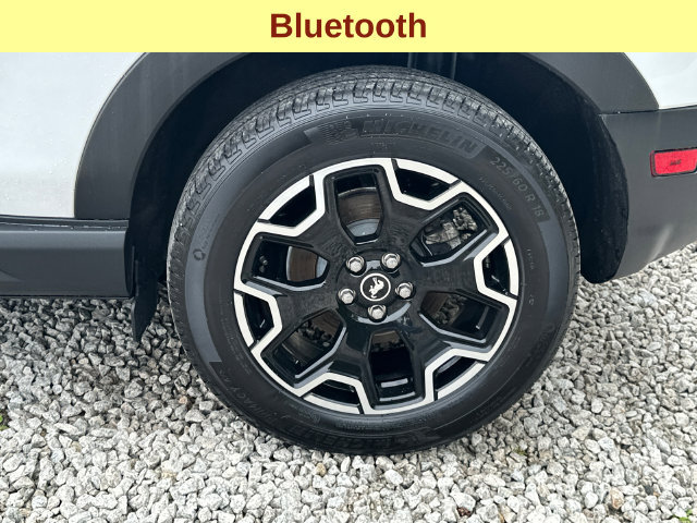 Certified 2025 Ford Bronco Sport Outer Banks w/ Outer Banks Tech Package+ AWD/4WD image 10