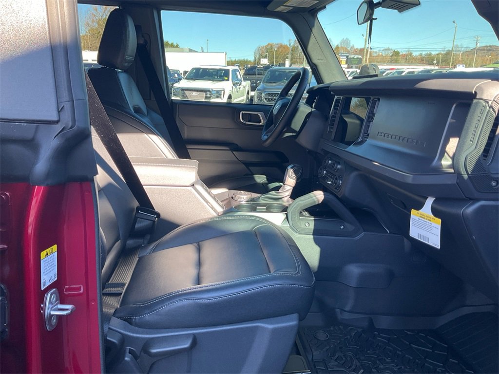 Certified 2025 Ford Bronco Big Bend w/ Black Diamond Package image 10