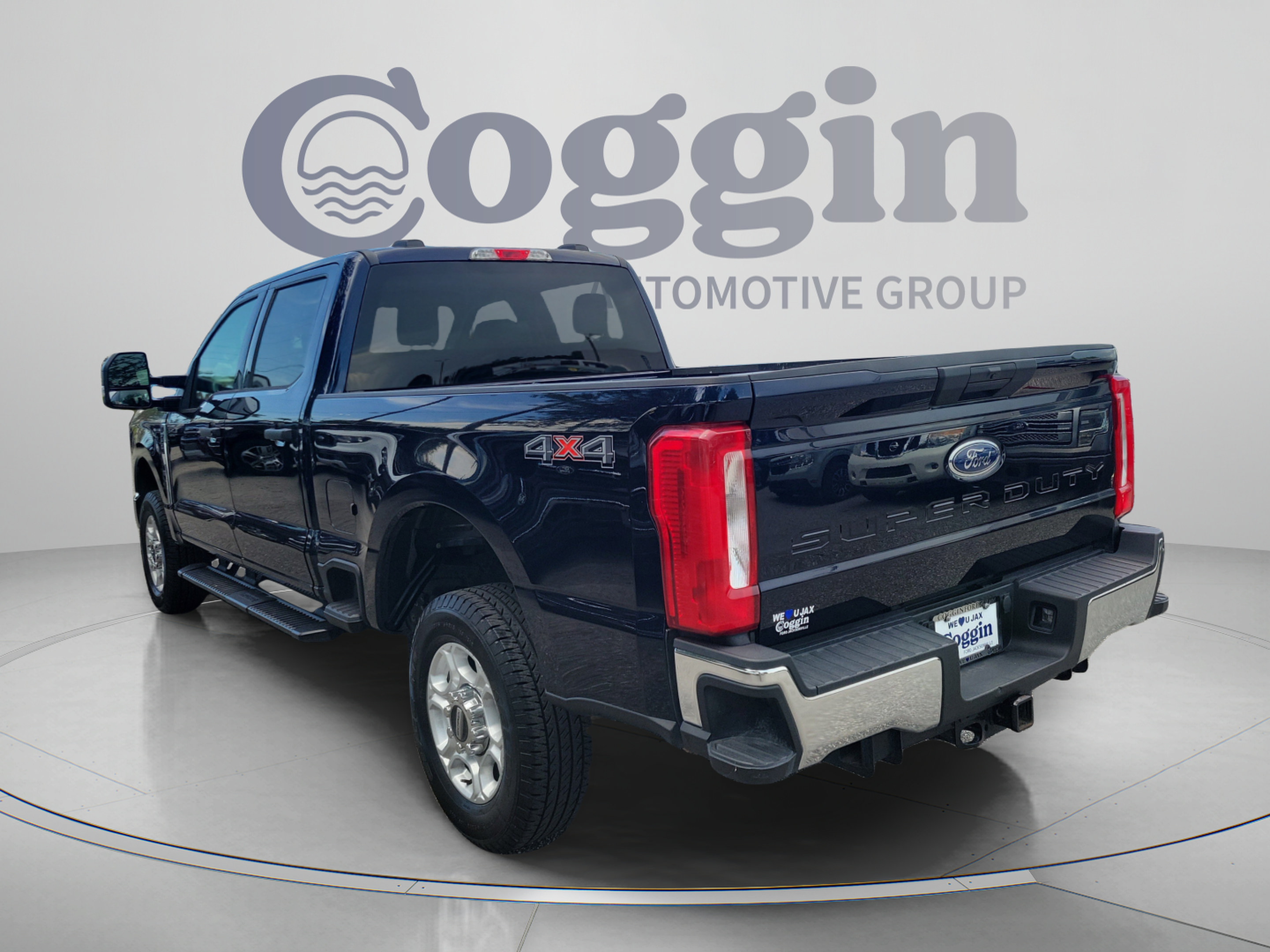 Certified 2025 Ford F250 XLT AWD/4WD image 2
