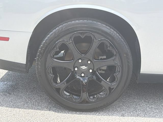 Used 2023 Dodge Challenger SXT w/ Blacktop Package RWD image 17