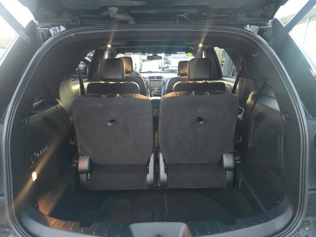 Certified 2018 Ford Explorer Sport w/ Equipment Group 401A image 17