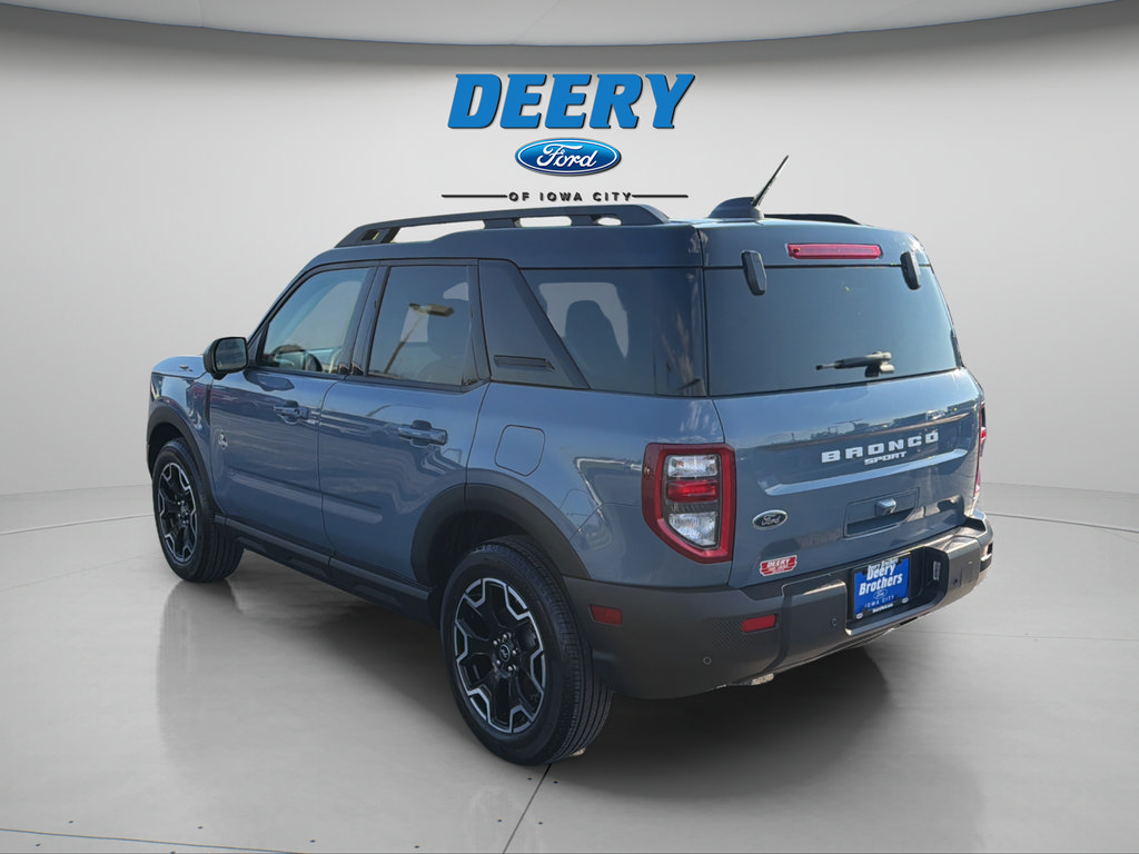 Certified 2025 Ford Bronco Sport Outer Banks w/ Outer Banks Tech Package+ AWD/4WD image 8