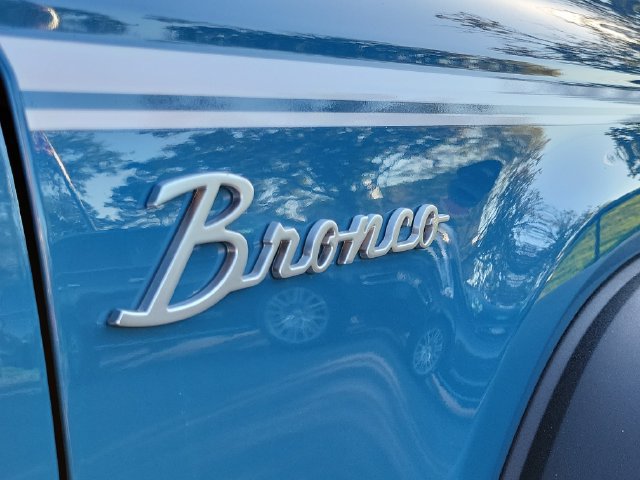 Certified 2024 Ford Bronco Heritage Edition AWD/4WD image 31