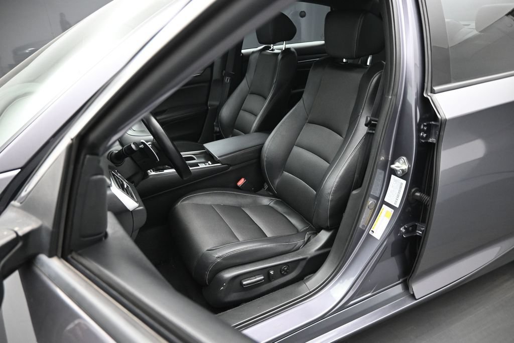 Used 2019 Honda Accord Sport image 7