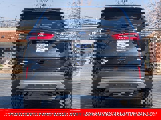 Certified 2024 Ford Edge SEL w/ Convenience Package image 4