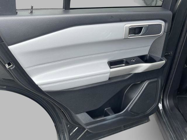 Certified 2022 Ford Explorer XLT w/ Equipment Group 202A image 20