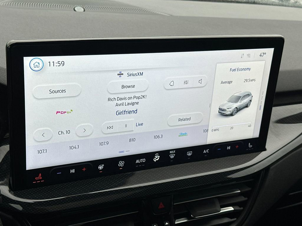 Certified 2024 Ford Escape ST-Line Elite w/ Premium Technology Package image 17