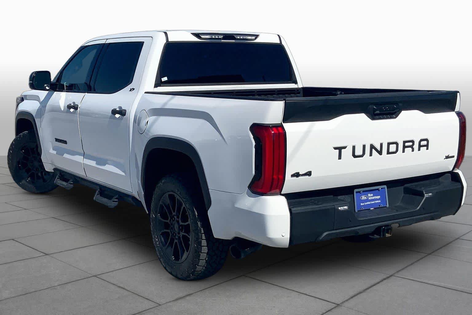 Used 2023 Toyota Tundra SR5 w/ SR5 Convenience Package AWD/4WD image 12