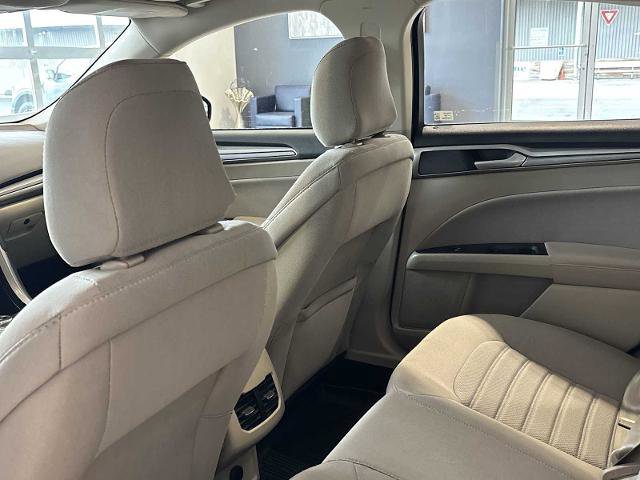 Certified 2020 Ford Fusion SE AWD/4WD image 25
