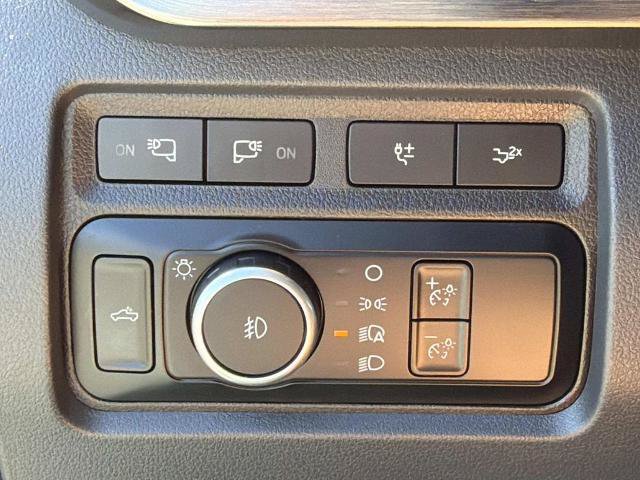 Certified 2024 Ford F350 Lariat w/ Lariat Ultimate Package AWD/4WD image 25