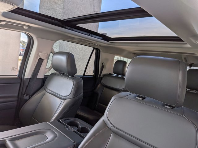 Certified 2025 Ford Expedition Active image 23