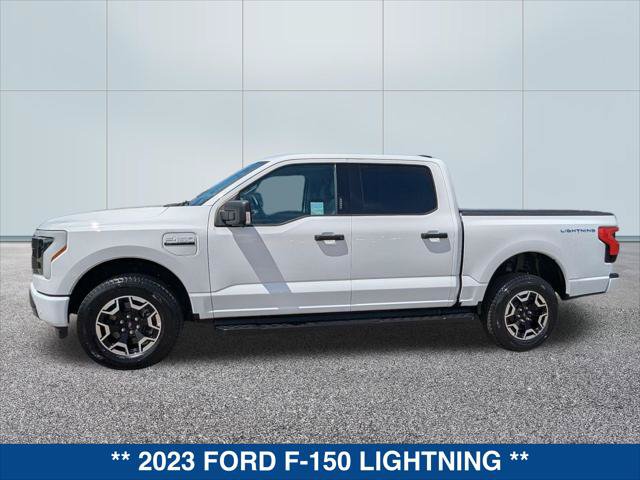 Certified 2023 Ford F150 Lightning XLT AWD/4WD image 4
