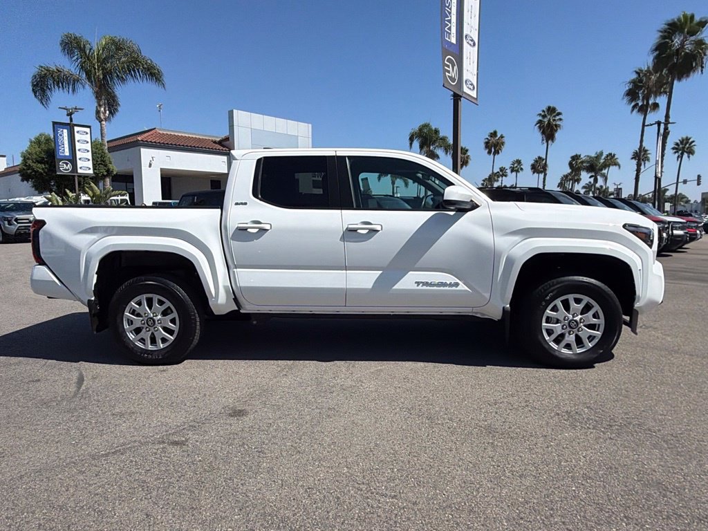 Used 2026 Toyota Tacoma SR5 AWD/4WD image 12