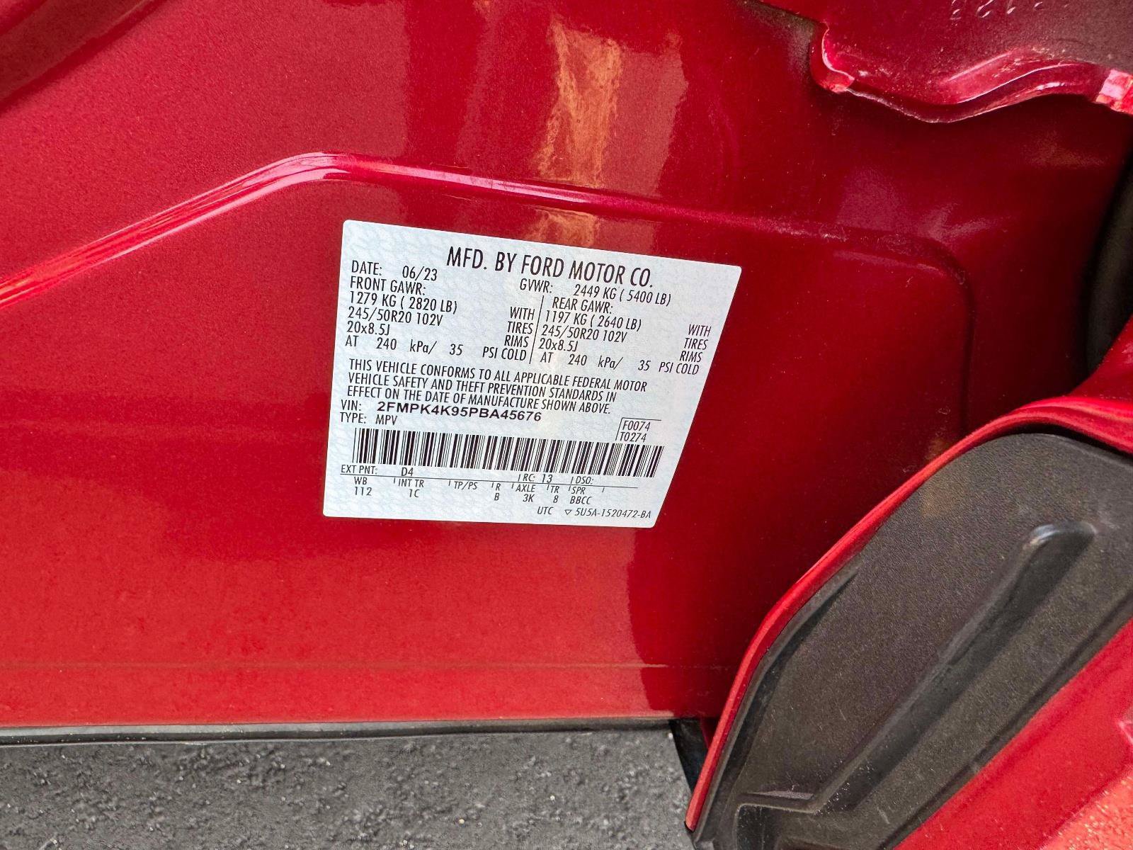 Certified 2023 Ford Edge Titanium w/ Equipment Group 301A AWD/4WD image 19