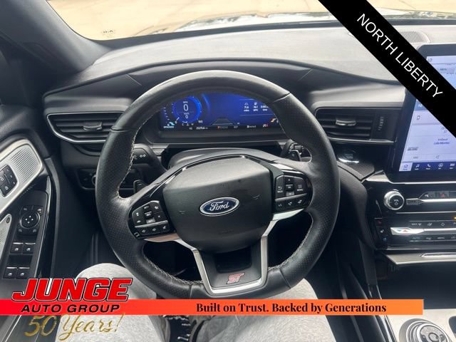 Certified 2023 Ford Explorer ST w/ Technology Package AWD/4WD image 35