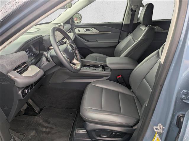 Certified 2025 Ford Explorer Active w/ Active Comfort Package RWD image 14