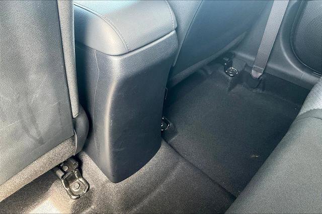 Used 2025 Kia Soul LX w/ LX Technology Package FWD image 33