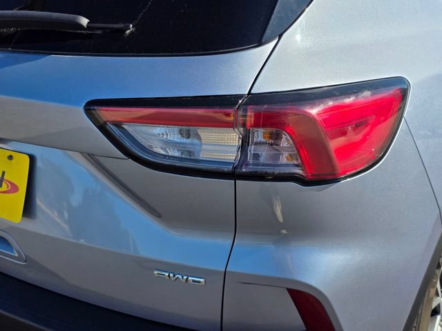 Certified 2022 Ford Escape SEL AWD/4WD image 9