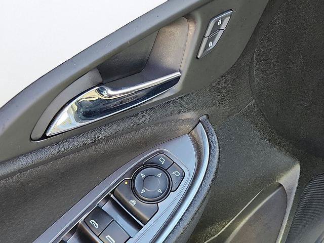 Used 2022 Chevrolet Malibu LT FWD image 16