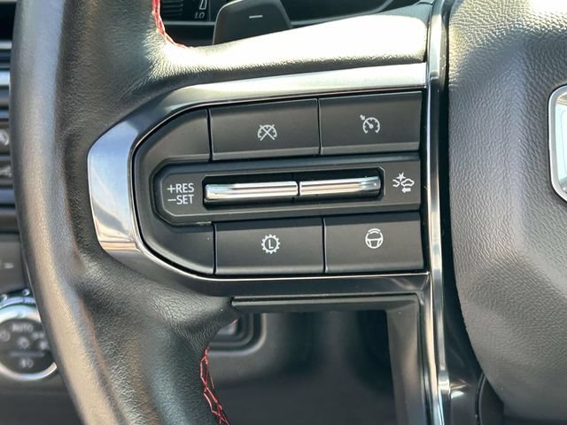 Used 2025 GMC Yukon AT4 Ultimate AWD/4WD image 23