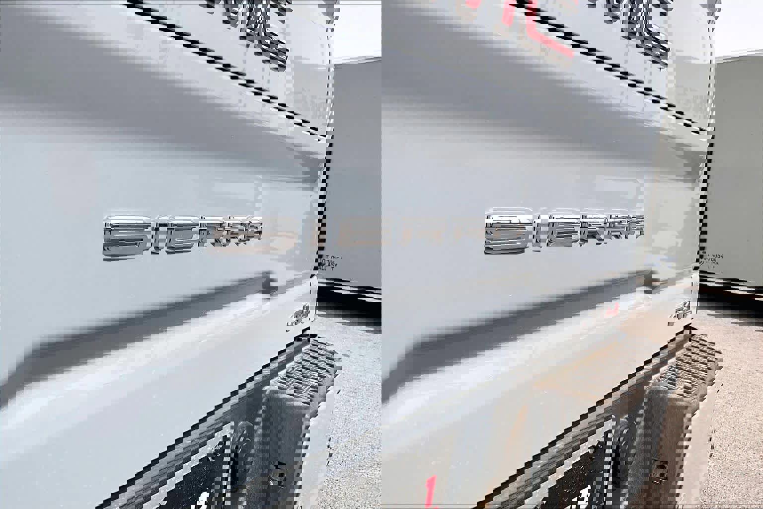 Used 2025 GMC Sierra 2500 AT4 w/ AT4 Premium Plus Package image 31