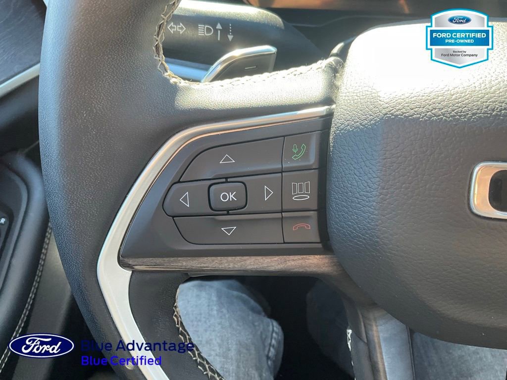 Used 2023 Jeep Grand Cherokee Limited image 15