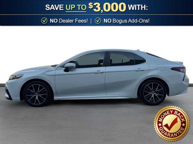 Used 2023 Toyota Camry SE FWD image 2