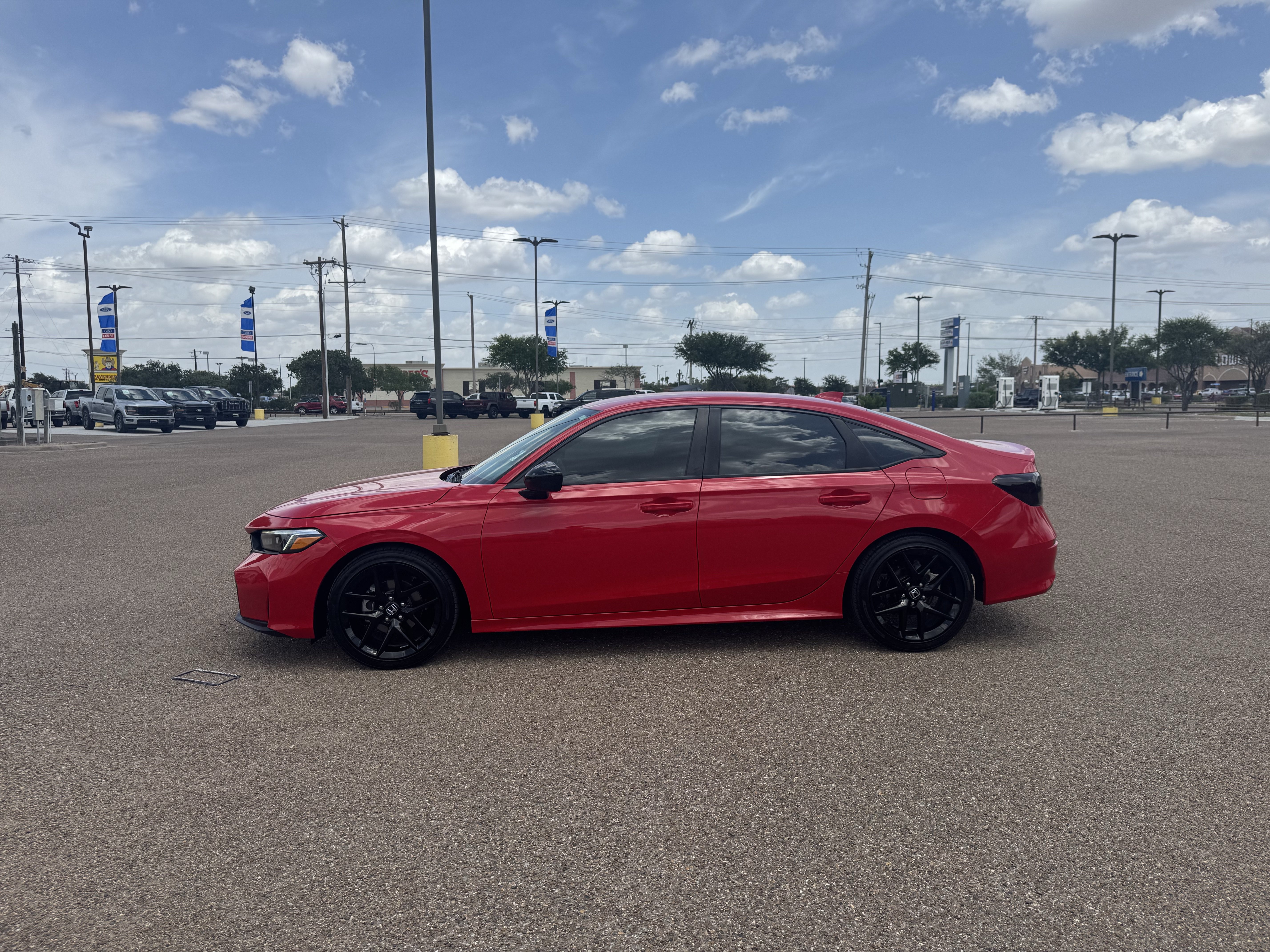 Used 2025 Honda Civic Sport image 2