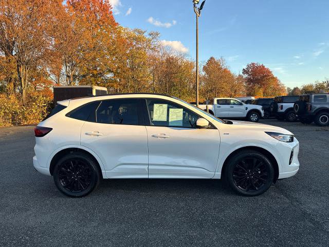 Certified 2023 Ford Escape ST-Line Elite image 5