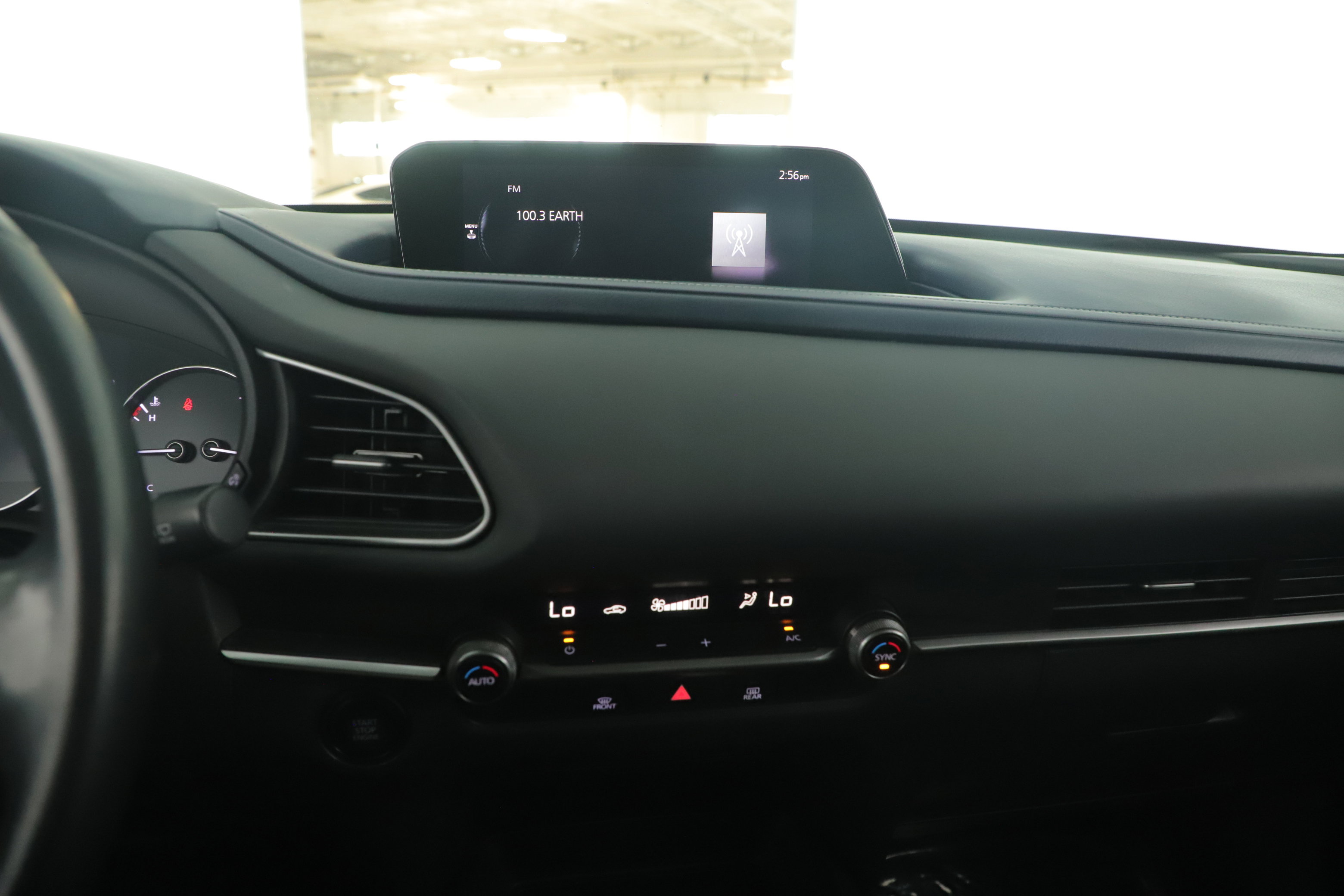 Used 2021 MAZDA CX-30 FWD 2.5 S w/ Select Package image 17