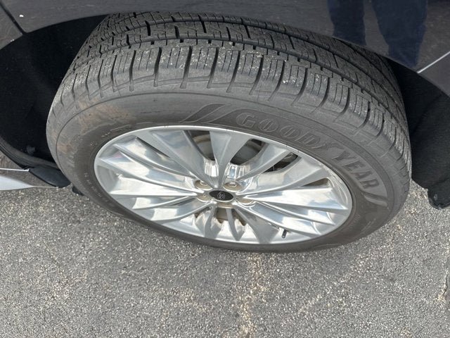 Certified 2020 Ford Edge Titanium w/ Equipment Group 301A AWD/4WD image 20