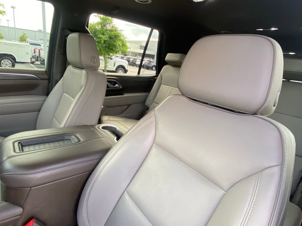 Used 2021 GMC Yukon SLT w/ SLT Luxury Package RWD image 20
