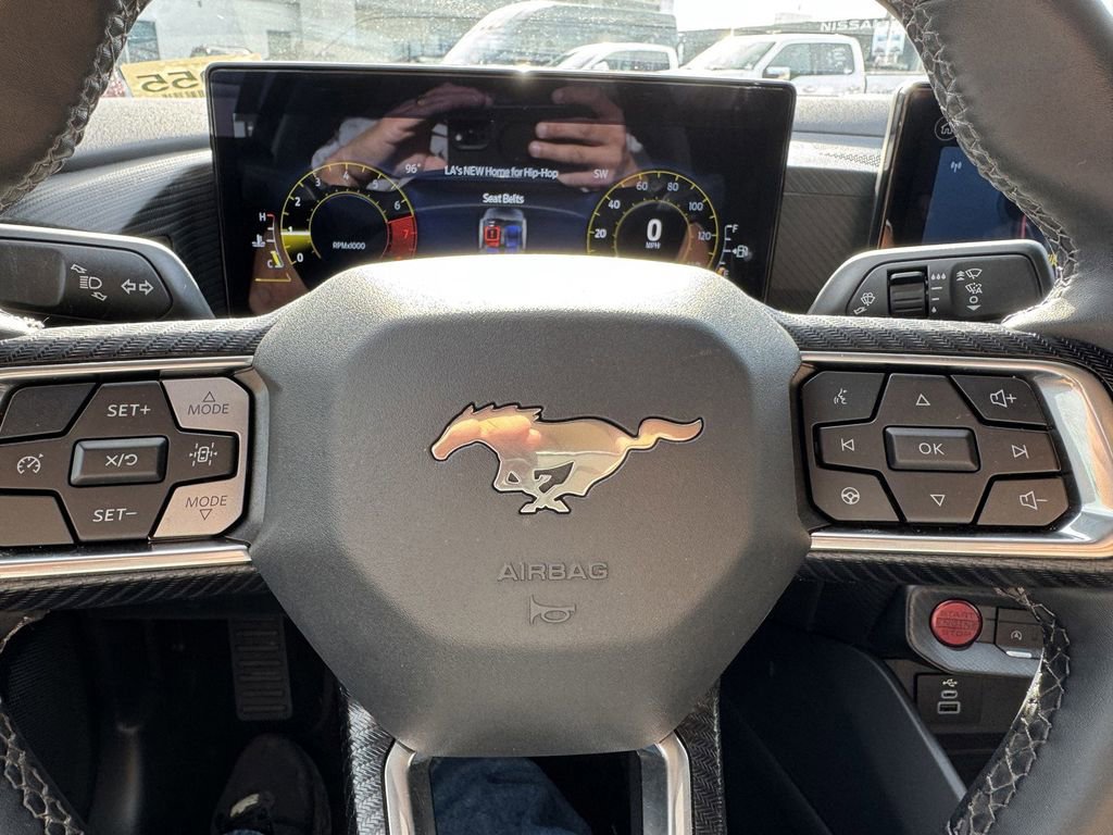 Certified 2024 Ford Mustang Coupe image 19