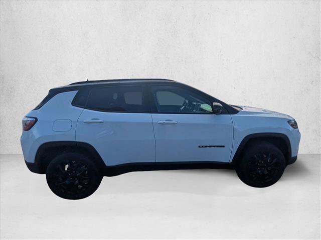 Used 2023 Jeep Compass Latitude w/ Sun and Sound Group AWD/4WD video 4