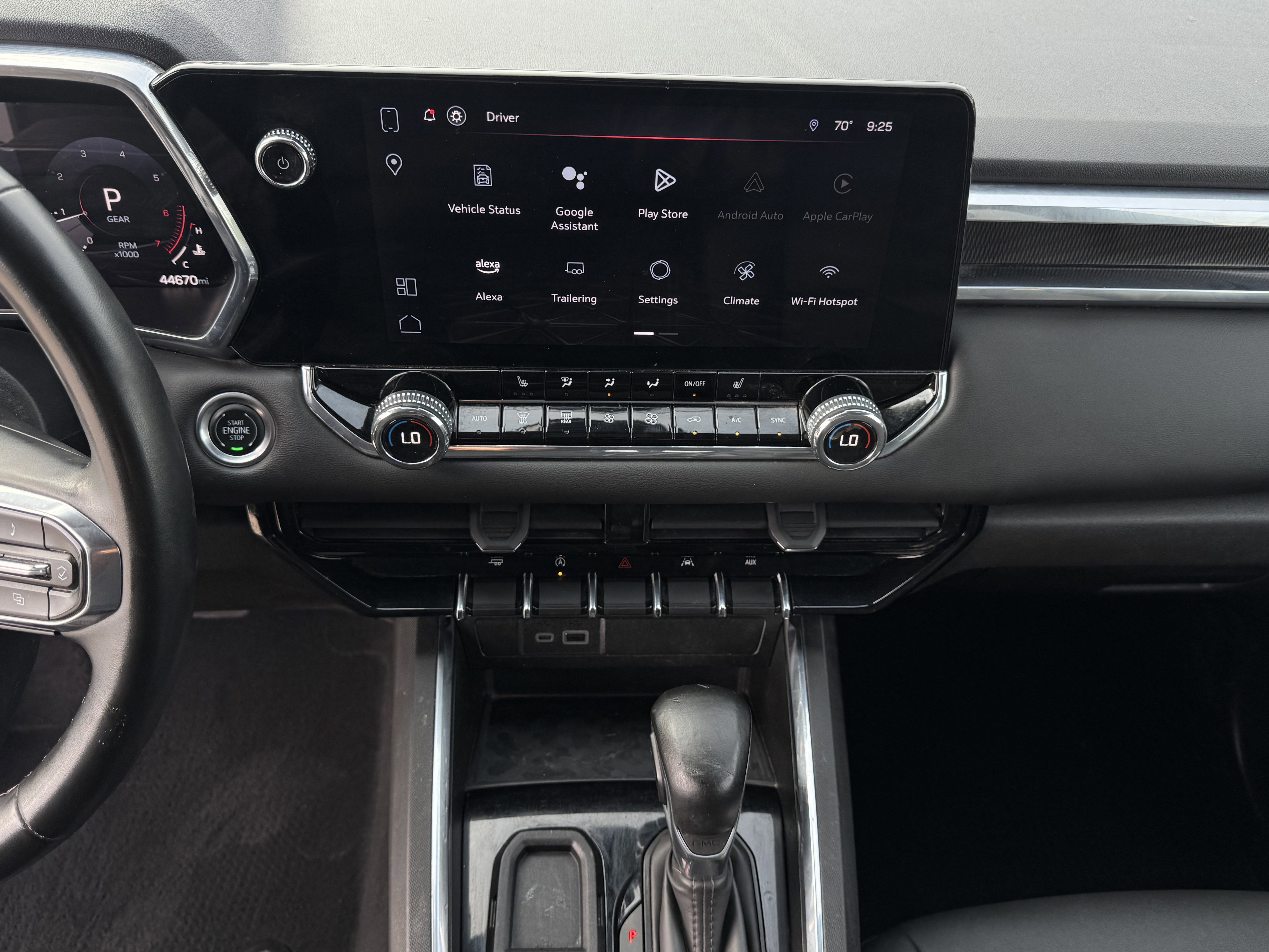 Used 2024 GMC Canyon Elevation w/ Elevation Premium Package image 19