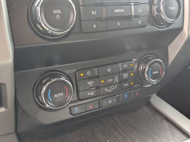 Certified 2021 Ford F250 Lariat w/ Chrome Package image 15