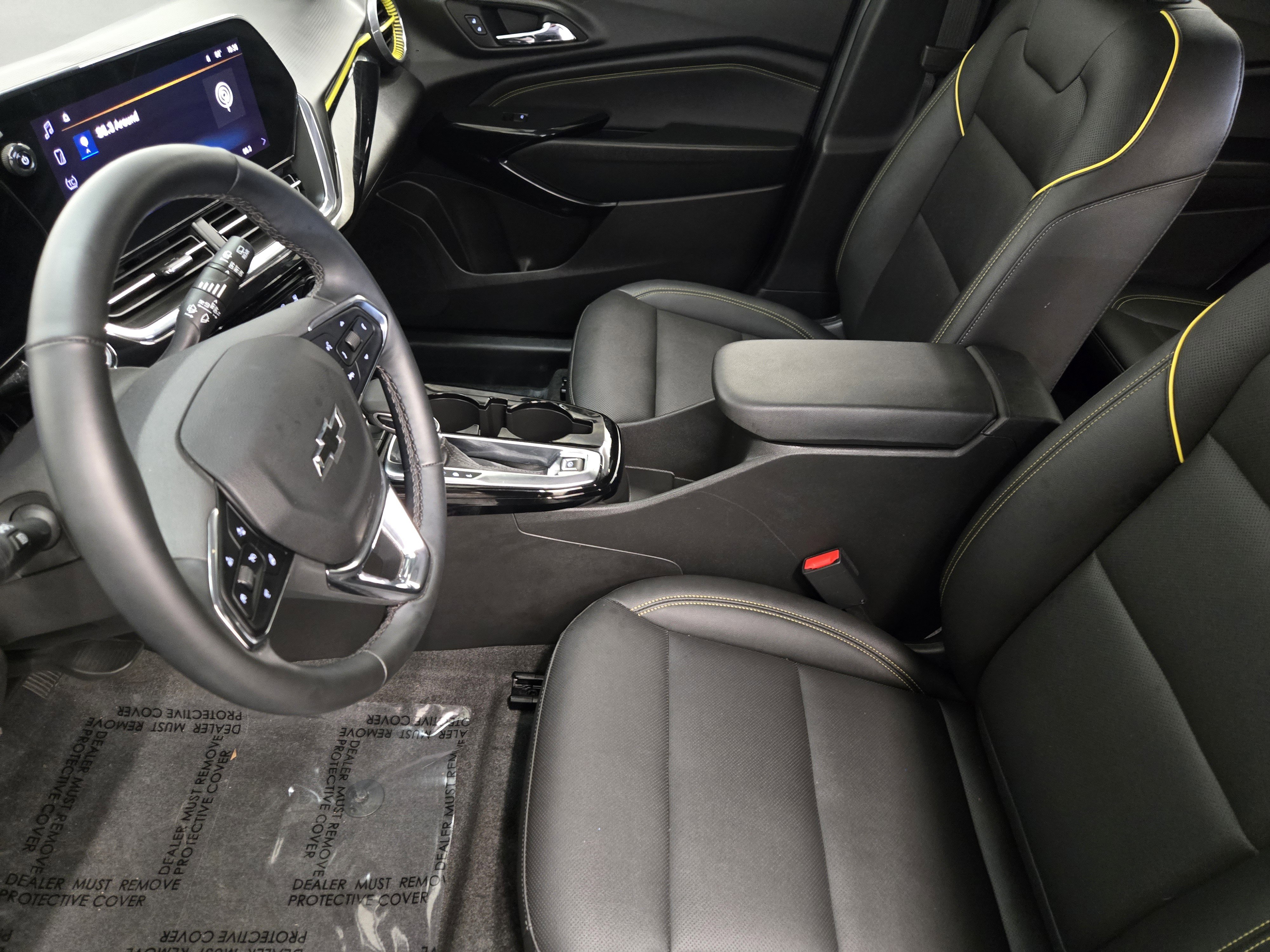 Used 2025 Chevrolet Trax ACTIV FWD image 14