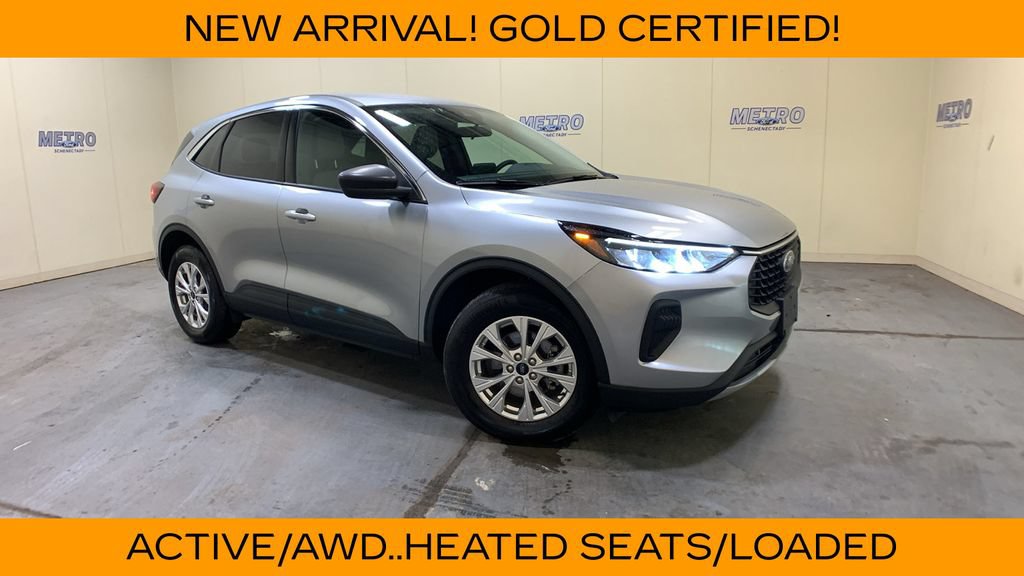 Certified 2023 Ford Escape Active AWD/4WD image 1