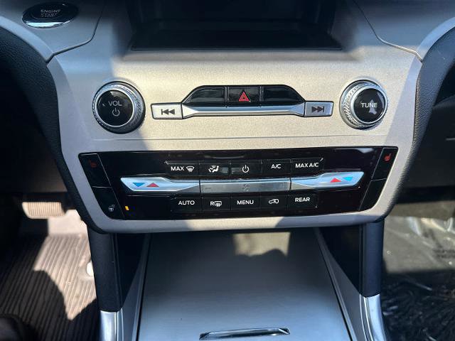 Certified 2023 Ford Explorer XLT w/ Equipment Group 202A image 22