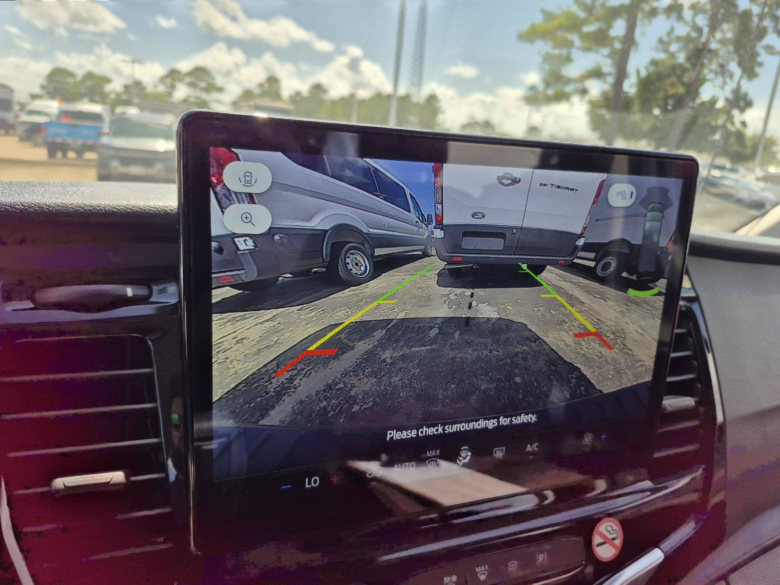 Certified 2024 Ford Transit 350 XLT RWD image 5