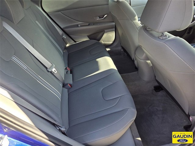 Used 2023 Hyundai Elantra SEL w/ Convenience Package image 15