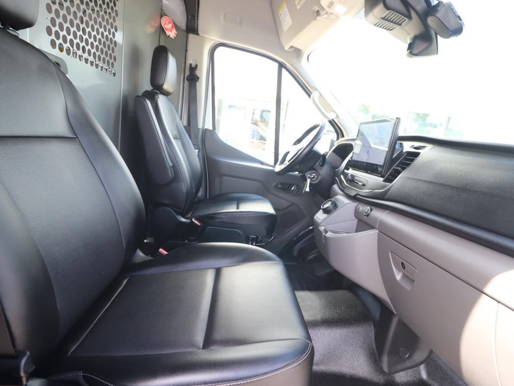 Certified 2023 Ford E-Transit Medium Roof RWD image 6